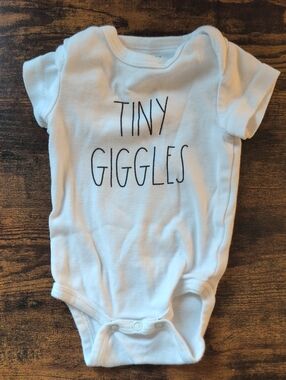 5/$25 Rae Dunn White 'Tiny Giggles' Baby Onesie Bodysuit 0-3M